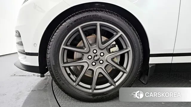 Land Rover Range Rover Velar id 3575882 из Кореи 19