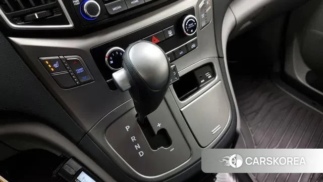 Hyundai The New Grand Starex id 2275633 из Кореи 19