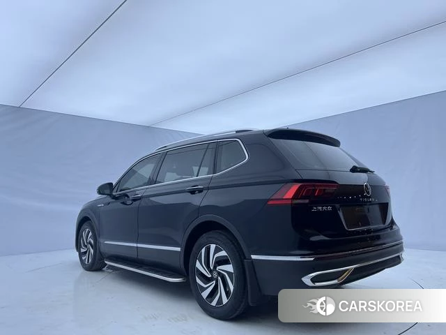 Volkswagen Tiguan L id 4301519 из Китая 21