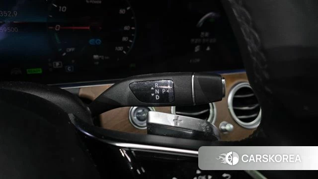 Mercedes-Benz E-Class W213 id 4631646 из Кореи 33