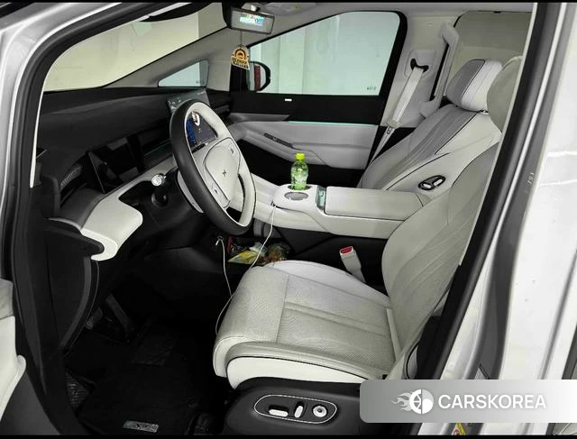 Xiaopeng Motors Xiaopeng X9 id 4211318 из Китая 9