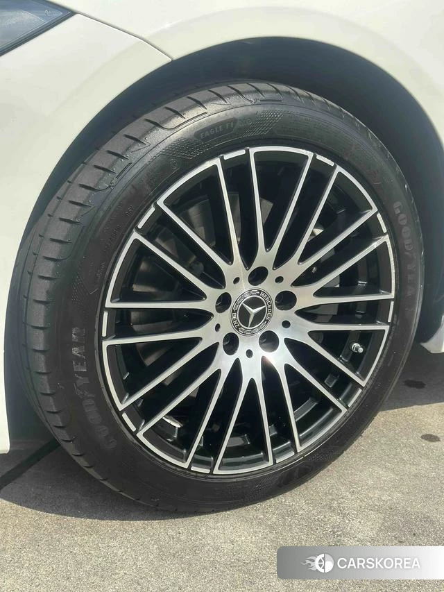 Mercedes-Benz Class C id 4297261 из Китая 14