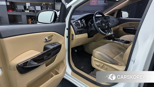 Kia The New Carnival id 4694043 из Кореи 30