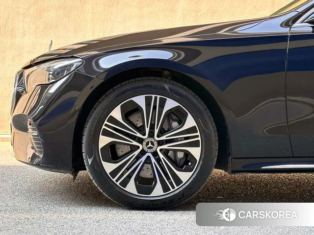 Mercedes-Benz E-class PHEV id 4273815 из Китая 14