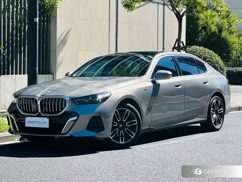 BMW 5 series id 4653971 из Китая 17