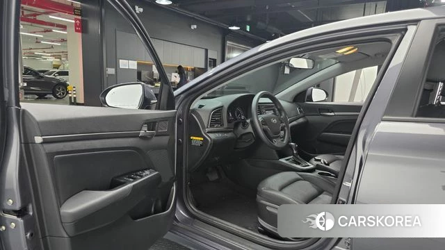Hyundai Avante AD id 4633370 из Кореи 31