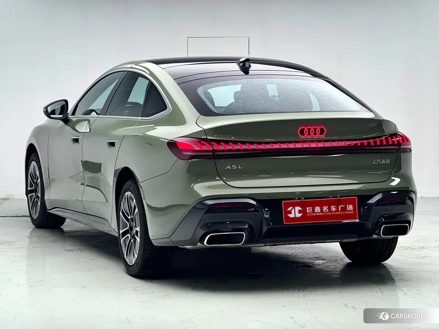 Audi A5L id 4686026 из Китая 17