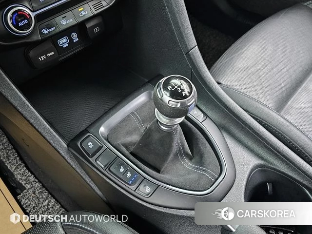 Hyundai Veloster (JS) id 3880097 из Кореи 19