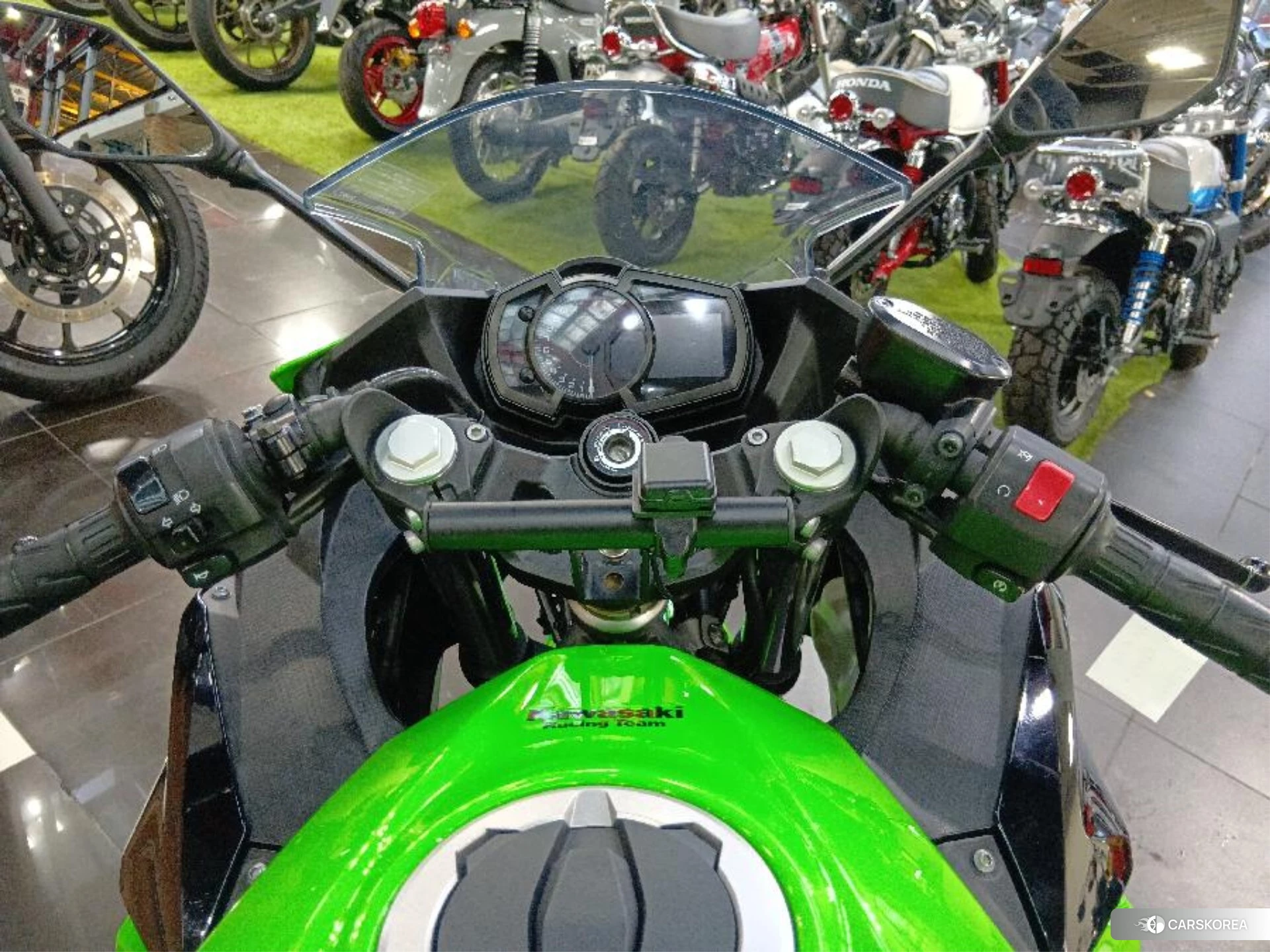 Проданный Kawasaki Ninja 400-2 id 4192781 из Японии, фото 9