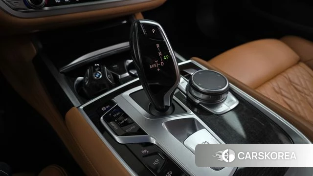 BMW 7 Series (G11) id 4519072 из Кореи 31