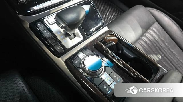 Genesis EQ900 id 3899845 из Кореи 19