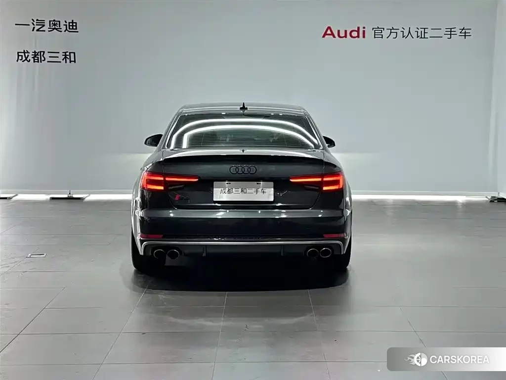 Audi S4 id 4589525 из Китая 14
