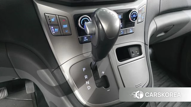 Hyundai The New Grand Starex id 4502167 из Кореи 19