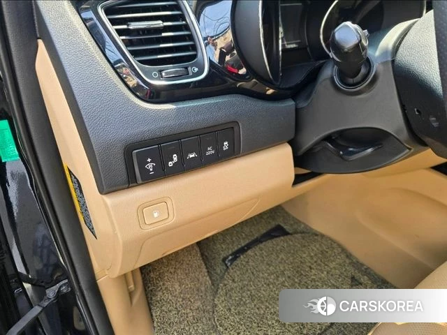Kia The New Carnival id 4536083 из Кореи 19