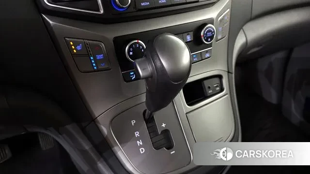 Hyundai The New Grand Starex id 3045111 из Кореи 19