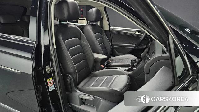 Volkswagen Tiguan Allspace id 4542496 из Кореи 32
