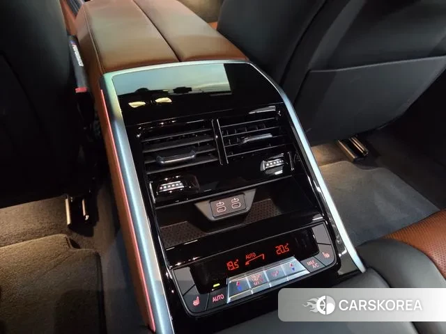 BMW 8 Series (G15) id 3560538 из Кореи 19