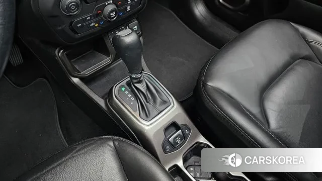 Jeep Renegade id 3492520 из Кореи 19