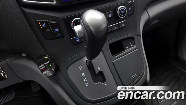 Hyundai The New Grand Starex id 2702816 из Кореи 19