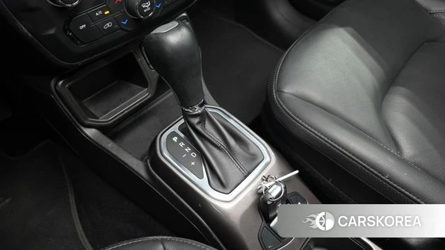 Jeep Renegade id 4769711 из Кореи 35