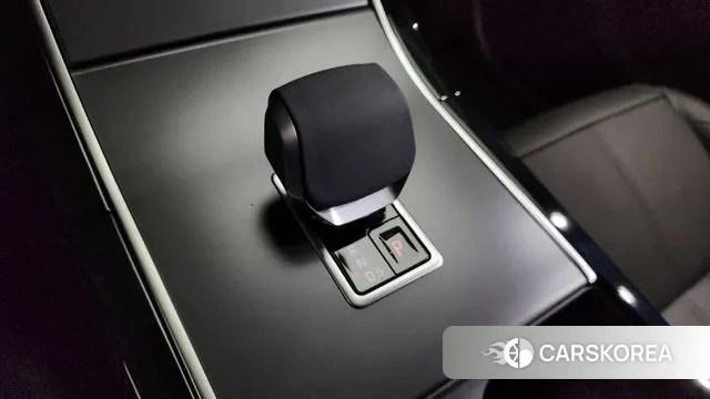 Land Rover Range Rover Velar id 3706538 из Кореи 19