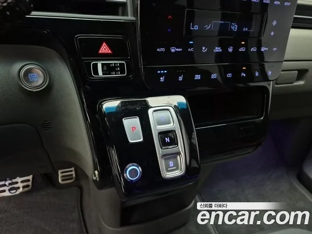 Hyundai Staria id 2739001 из Кореи 18