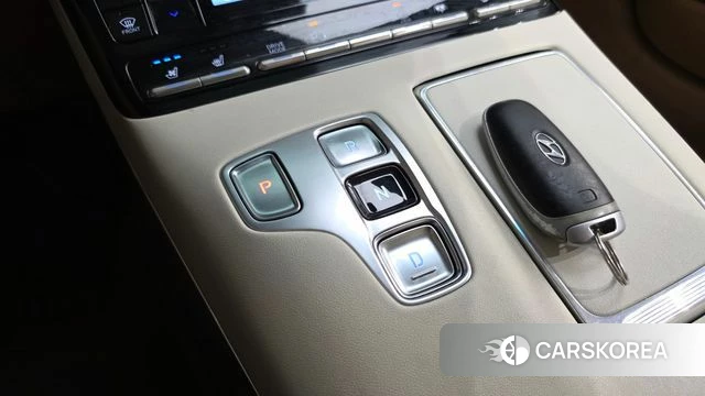 Hyundai The New Grandeur IG Hybrid id 3898250 из Кореи 19