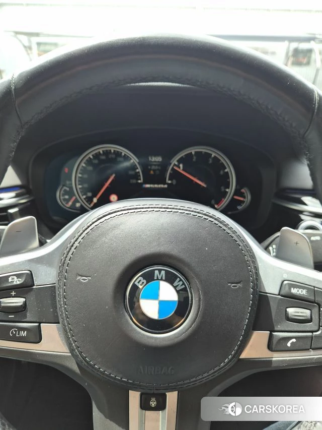 BMW 5 Series (G30) id 4684508 из Кореи 17