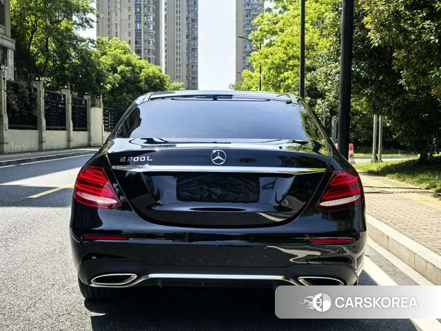 Mercedes-Benz E-class id 4212627 из Китая 15
