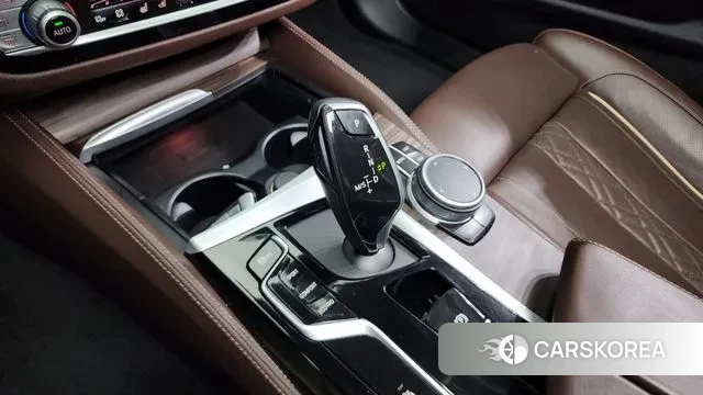 BMW 5 Series (G30) id 3601298 из Кореи 19