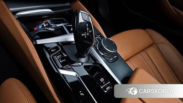 BMW 5 Series (G30) id 3366325 из Кореи 19