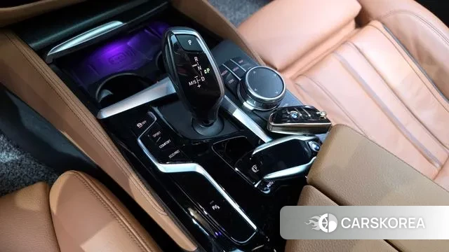 BMW 5 Series (G30) id 3043148 из Кореи 19