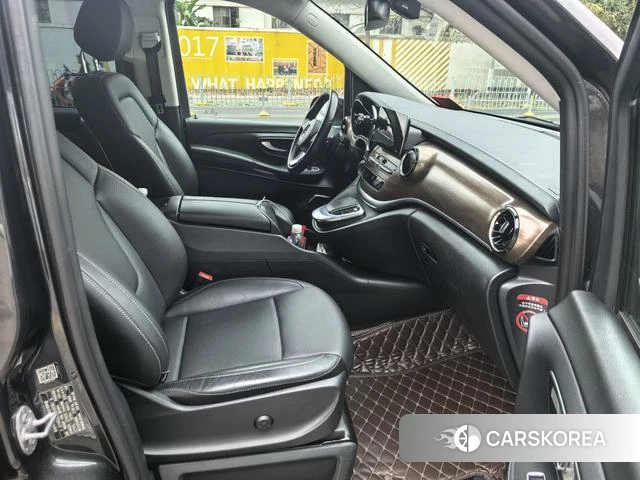 Mercedes-Benz V-class id 3876217 из Китая 13