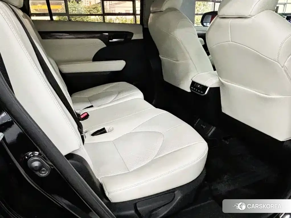 Toyota Highlander id 4599509 из Китая 23