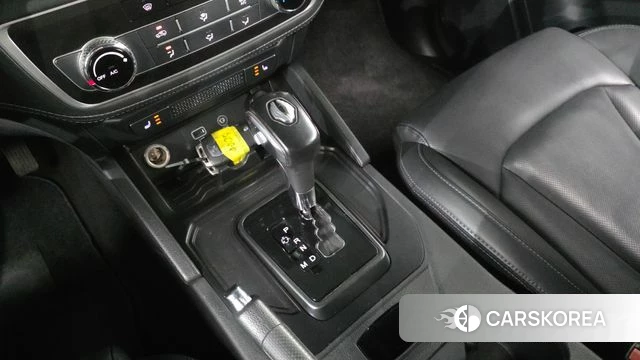 Ssangyong Rexton Sports id 3893671 из Кореи 19