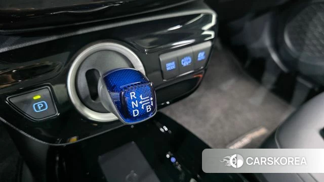 Toyota Prius Prime id 4697340 из Кореи 32