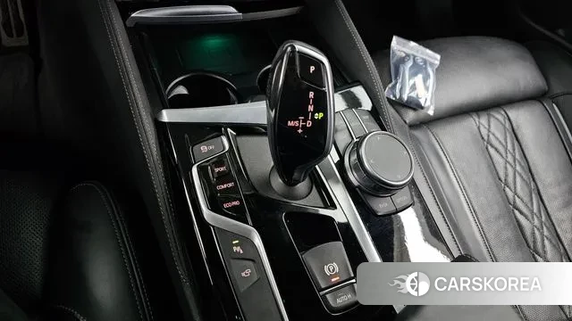 BMW 5 Series (G30) id 3582880 из Кореи 19