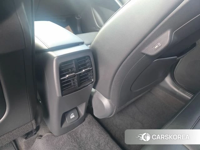 Kia Di Ol Nu Niro id 4650845 из Кореи 19
