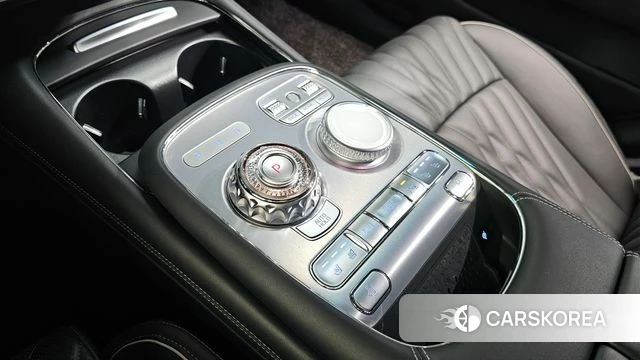 Genesis G90 (RS4) id 4414650 из Кореи 32