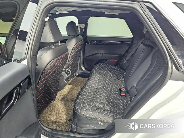 Hyundai Grandeur (GN7) id 3831180 из Кореи 19