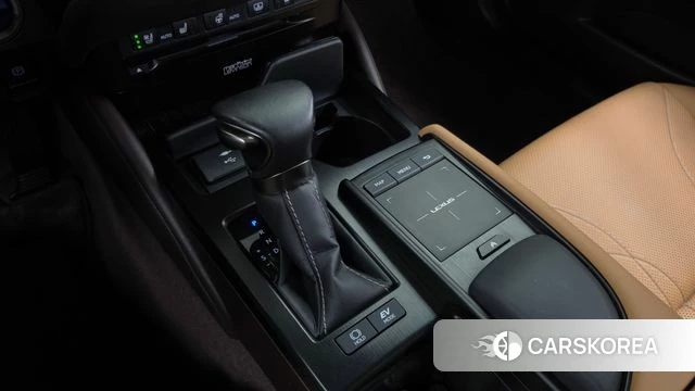 Lexus ES300h 7th generation id 4793843 из Кореи 35