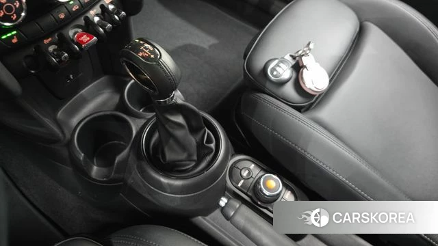 Mini Cooper id 4596207 из Кореи 19