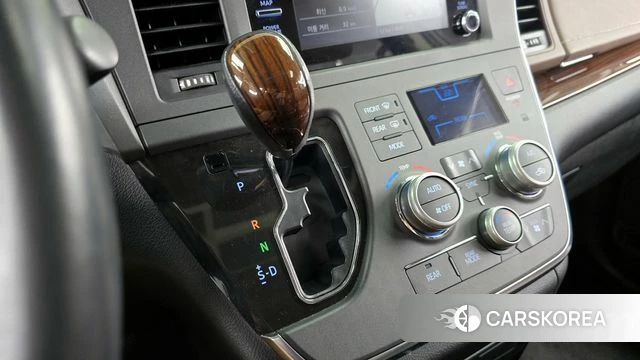 Toyota Sienna id 4196844 из Кореи 29