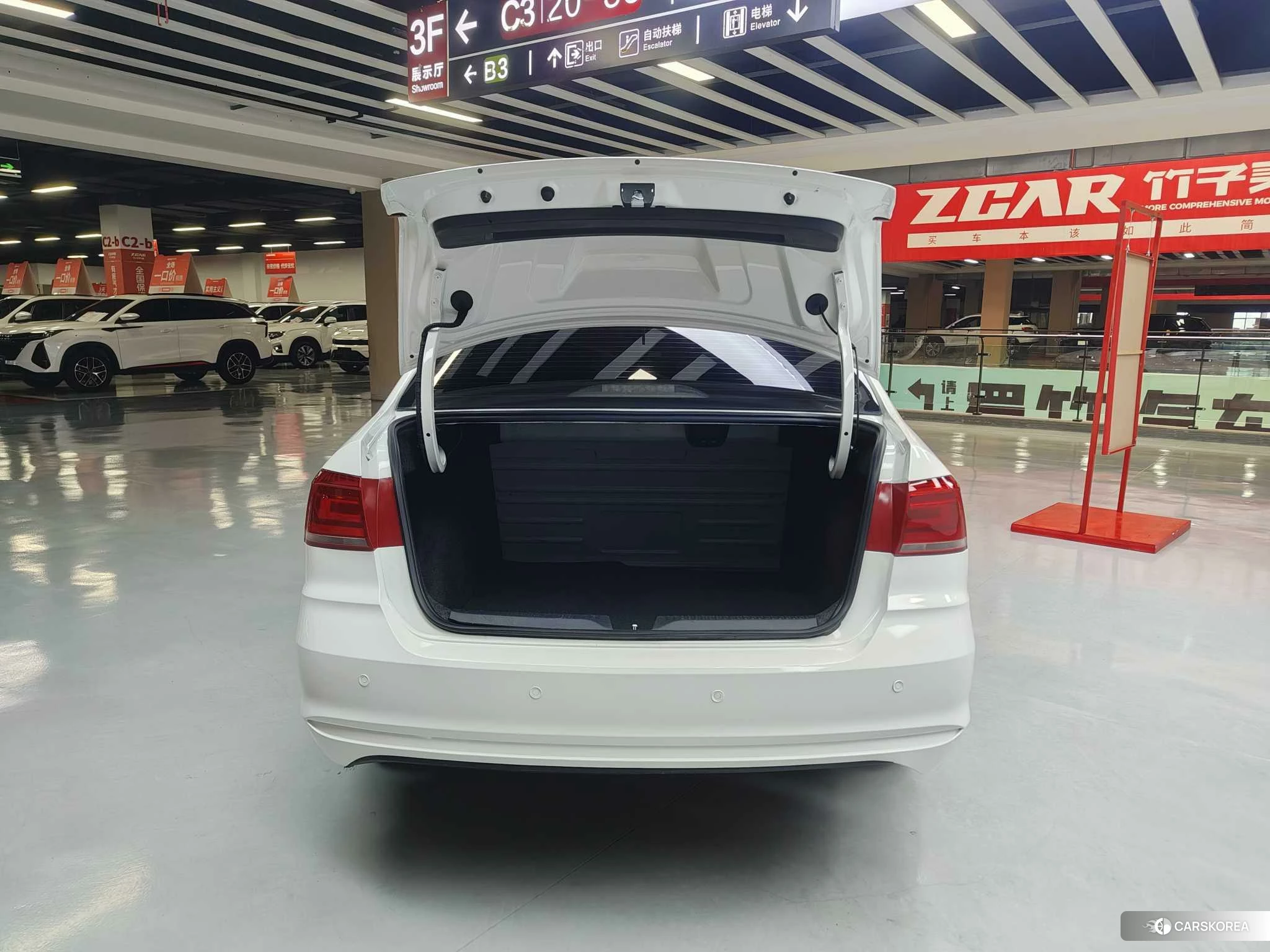 Volkswagen Santana id 4407401 из Китая 43
