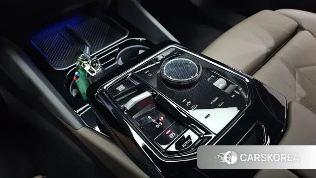 BMW 5 Series (G60) id 3057845 из Кореи 19