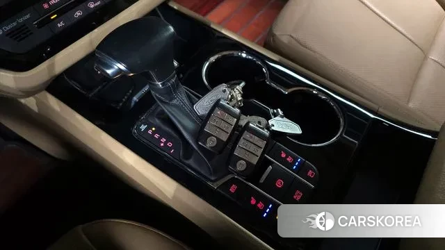 Kia The New Carnival id 3761097 из Кореи 19