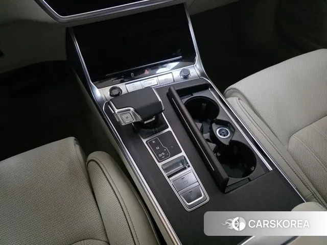 Audi A6 (C8) id 3757845 из Кореи 19