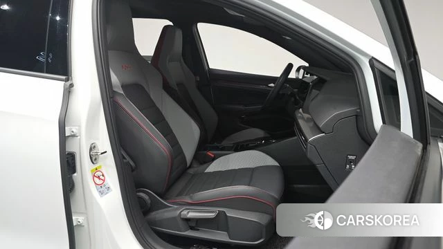 Volkswagen Golf 8th Generation id 3811504 из Кореи 19