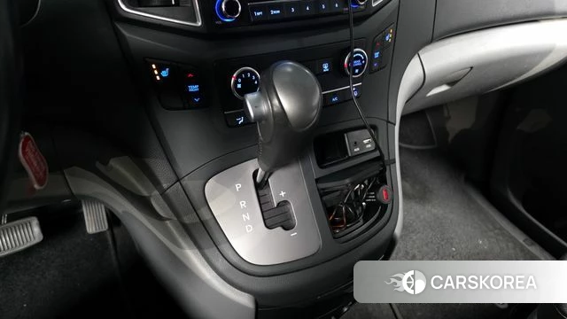 Hyundai The New Grand Starex id 3845177 из Кореи 19