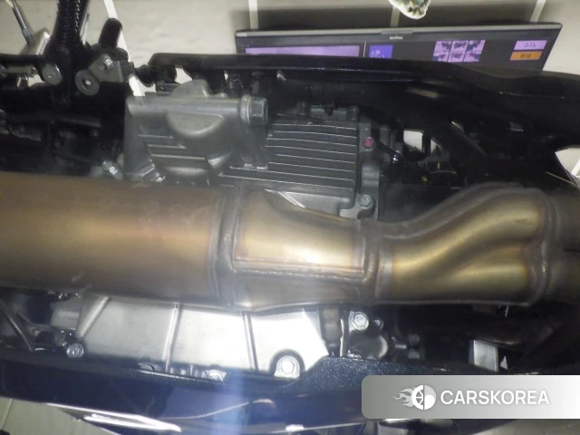 Kawasaki ZX-4R SE id 4358658 из Японии 9